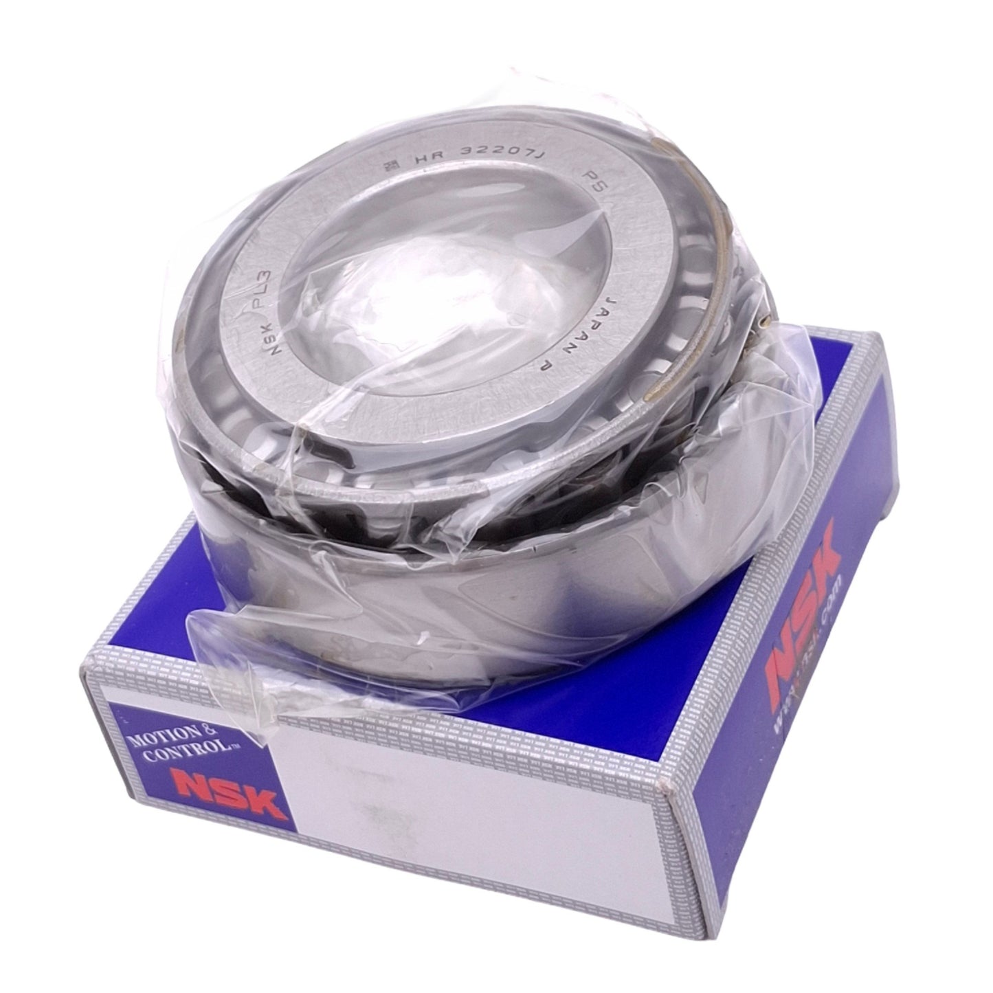 New NSK HR32207J P5 Tapered Roller Bearing, 35mm ID, 72mm OD, 24.25mm Wide, Class 5