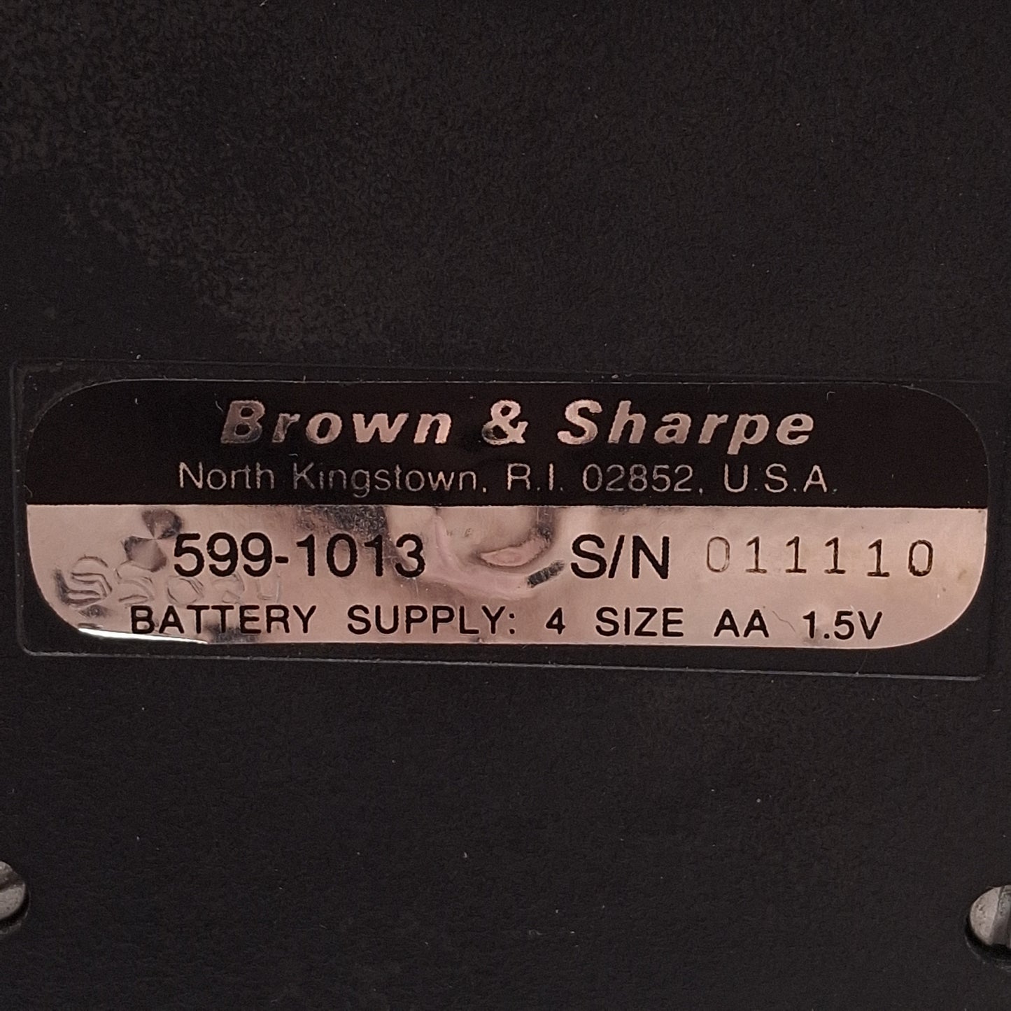 For parts or not working Brown & Sharpe 599-1013 Data-Hite Digital Height Gauge, 0-12in Range *For Parts*