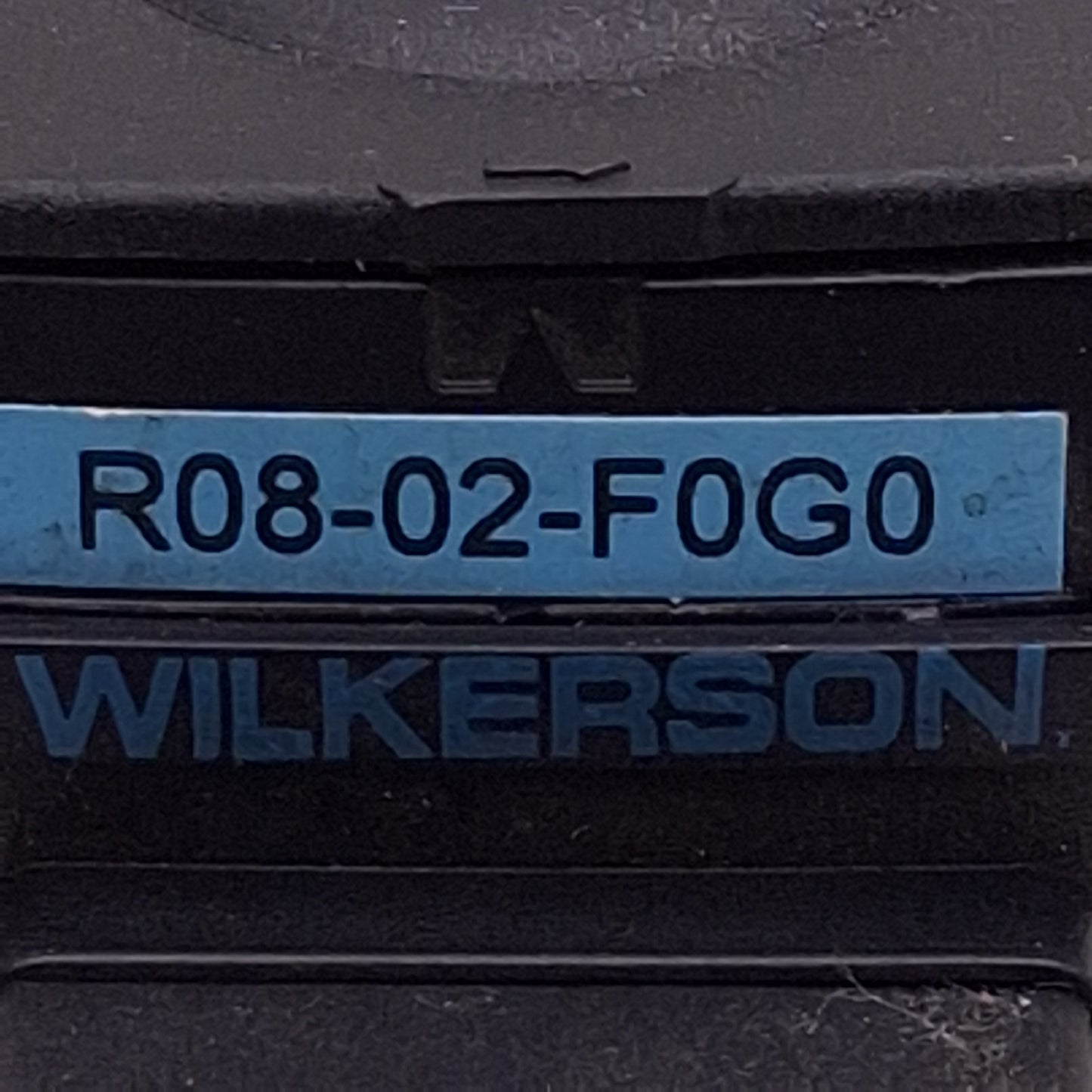 Used Wilkerson R08-02-F0G0 Pneumatic Regulator, 0-125psi Set, 300psi In, 1/4in NPT