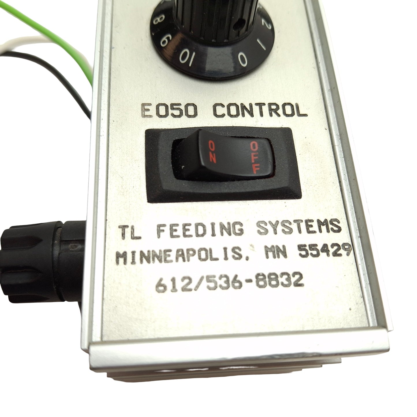 Used Bryant E050 Hopper/Bowl/Inline/Feeder,MH2 Enclosure, 115V, 5A