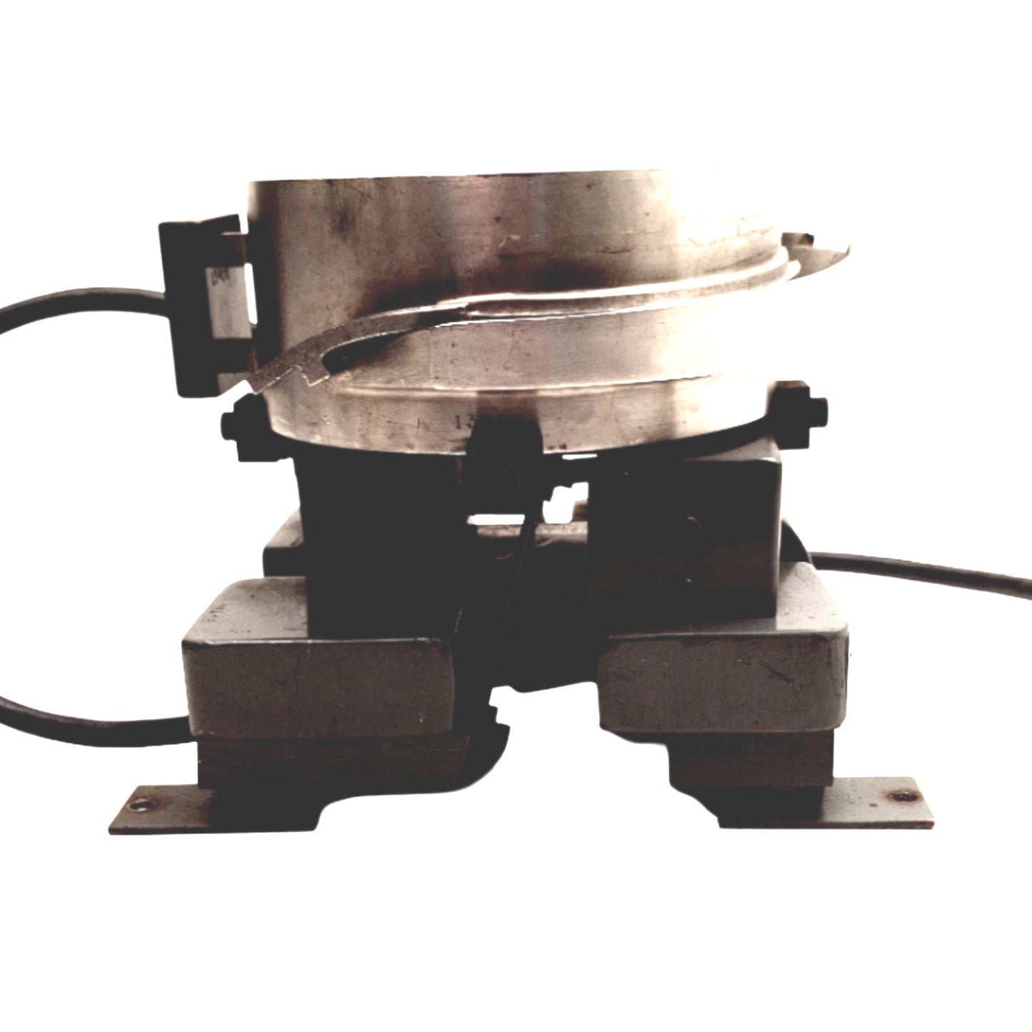 Used Service Engineering Inc 4/86 Vibratory Bowl Feeder, 6" Bowl, 115 VAC, 3 A