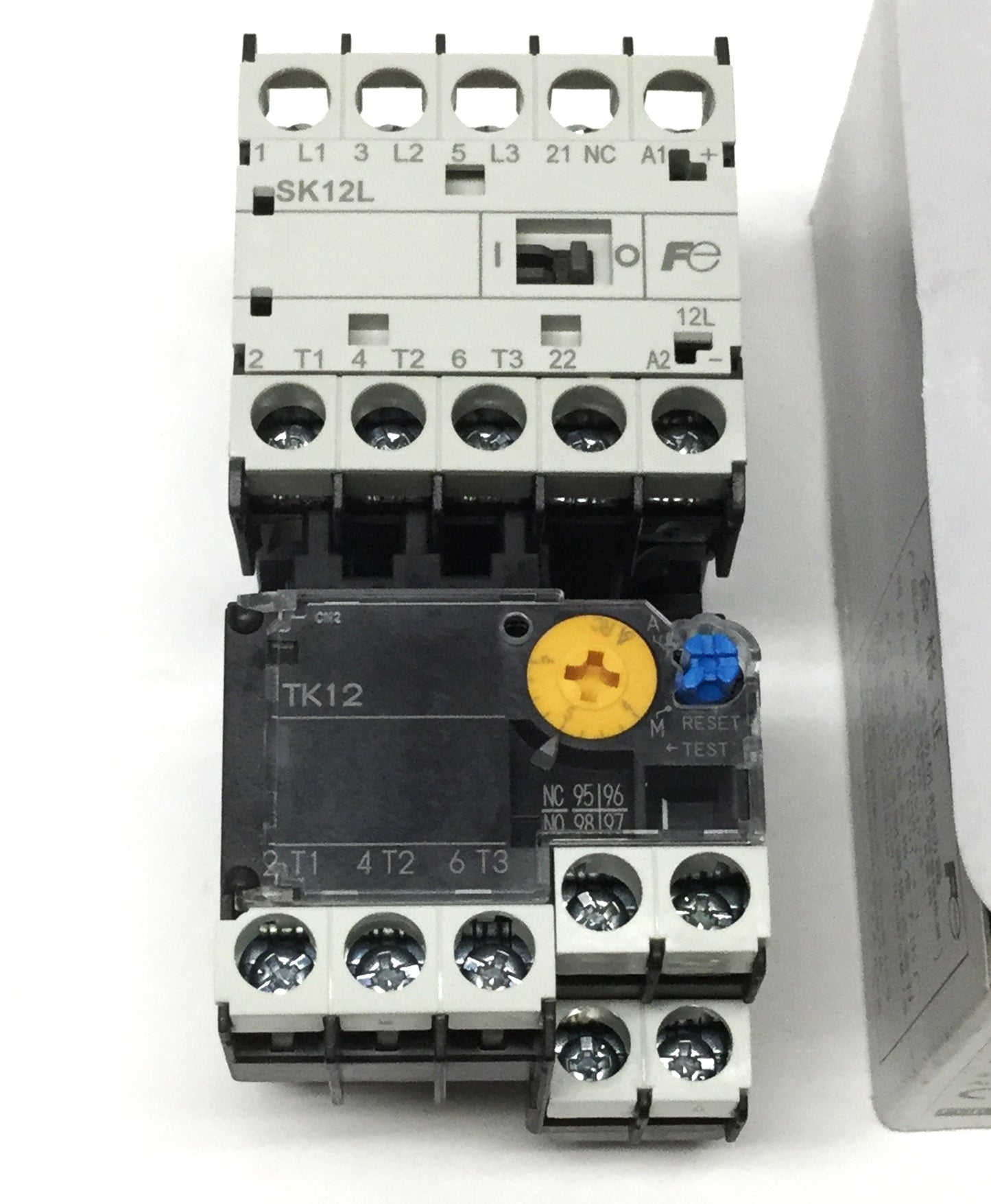 New Fuji SK12LW-E01K004 Magnetic Switch, 3-Pole+1NC, 4-6A Overload Relay, 24VDC Coil