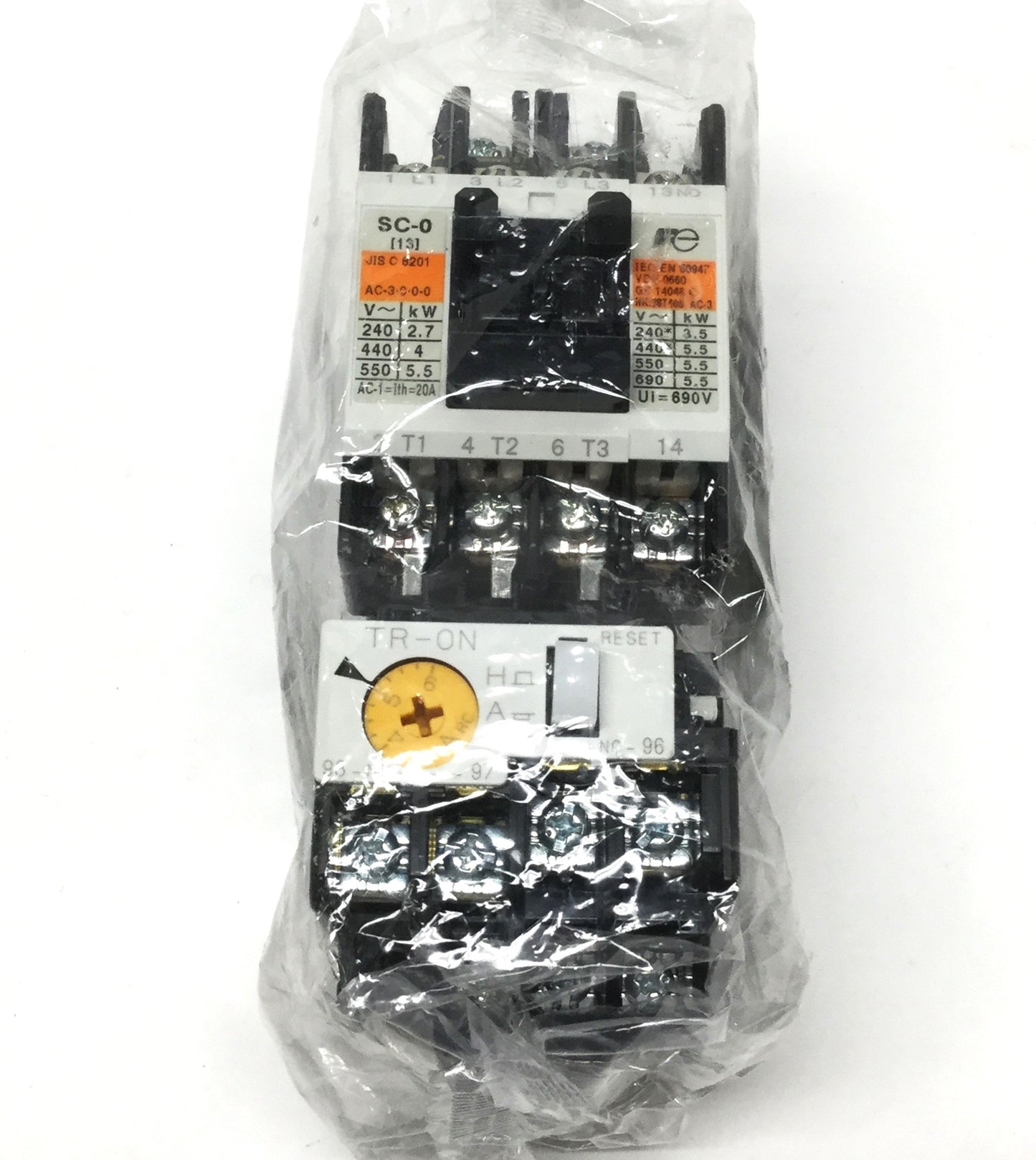 New Fuji SW-0 Magnetic Switch Motor Starter, 3-Pole+1NO, 4-6A Overload Relay, 200VAC