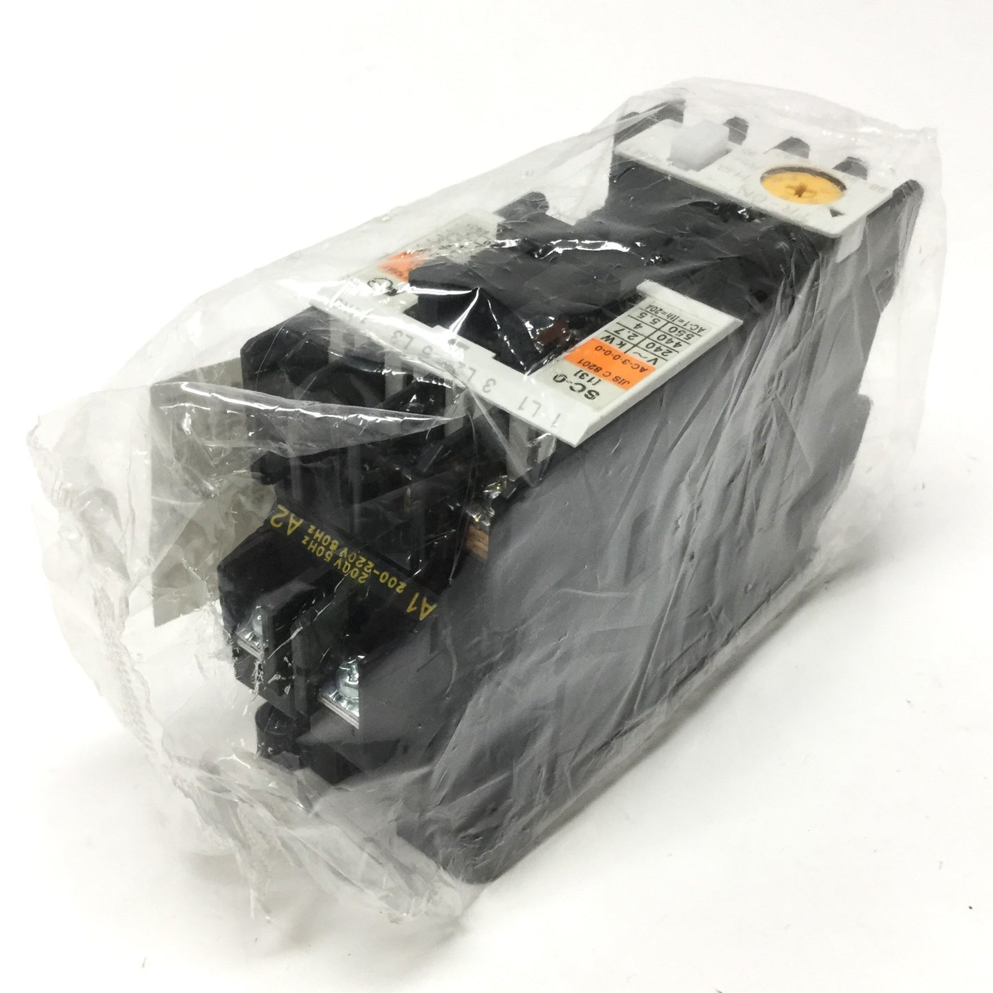 New Fuji SW-0 Magnetic Switch Motor Starter, 3-Pole+1NO, 4-6A Overload Relay, 200VAC