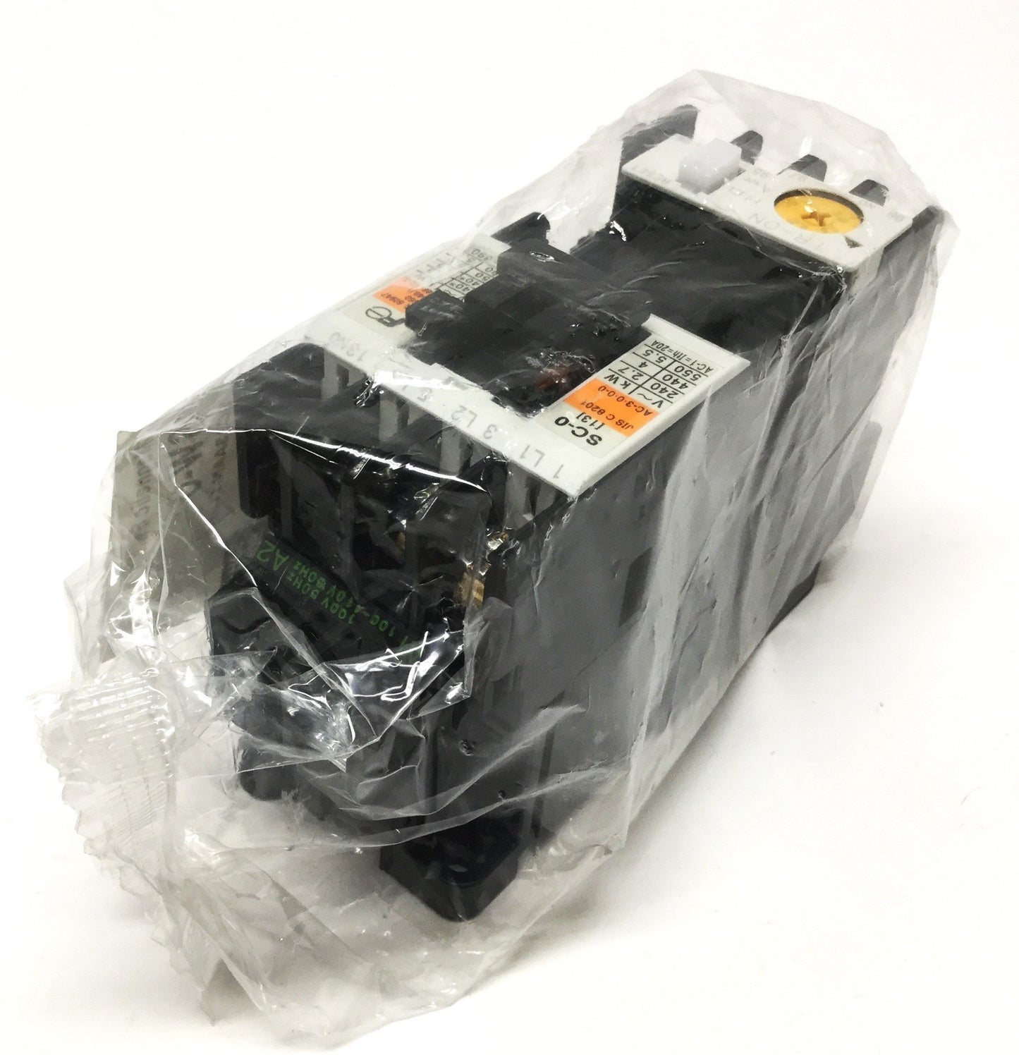 New Fuji SW-0 Magnetic Switch Starter, 3-Pole+1NO, 0.48-0.72A Overload Relay, 100VAC