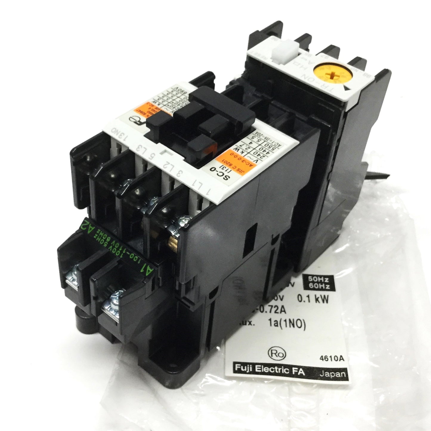 New – Open box Fuji SW-0 Magnetic Starter, 3-Pole+1NO, 0.48-0.72A Overload, 100VAC *Broken Rib*