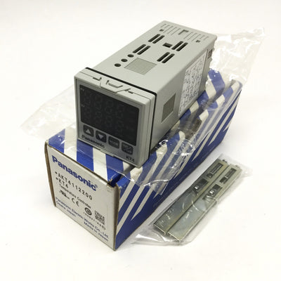 New Panasonic AKT4112200 KT4 Process Temperature Controller 100-240VAC, 12VDC Output