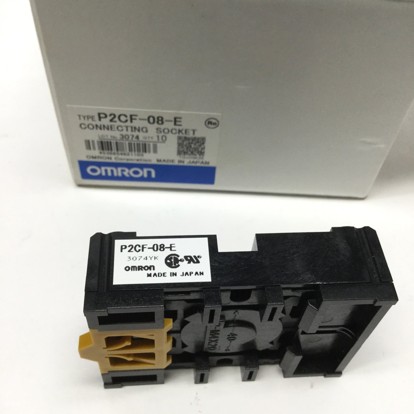 New Lot of 10 Omron P2CF-08-E Relay Socket Bases, 8-Pin Octal, 250VAC 10A, DIN Rail