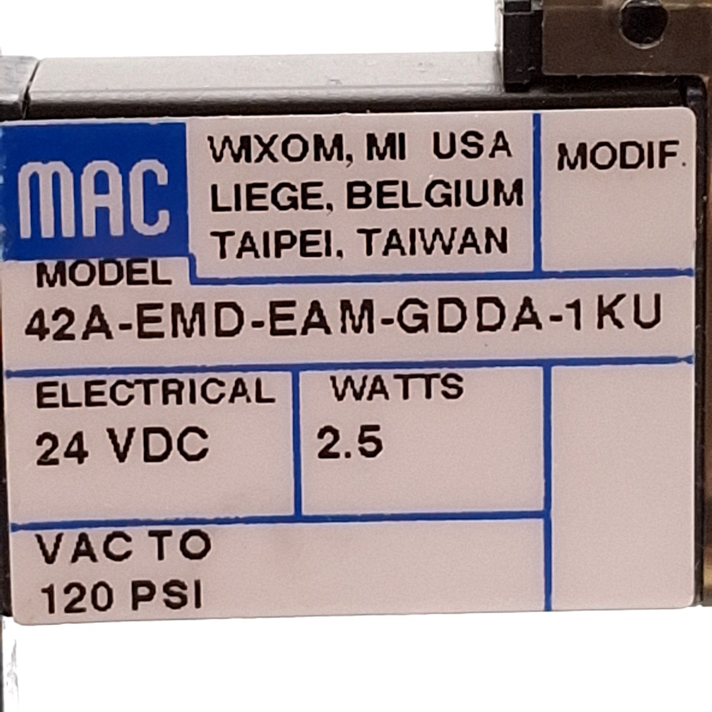 Used MAC 42A-EMD-EAM-GDDA-1KU Solenoid Valve, 5/3-Way, 120psi, 1/4in NPT, 24VDC Coil