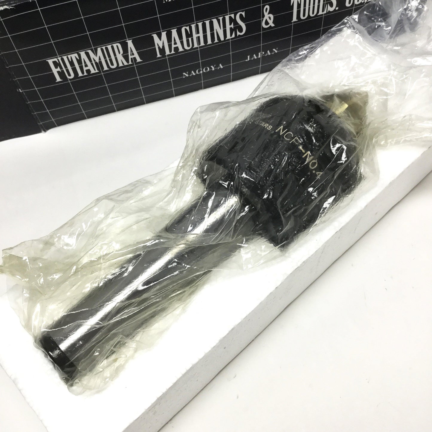 New Futamura NCF4-002 Eagle Stars Lathe Rolling Live Center MT4, 4000RPM, TIR .003mm