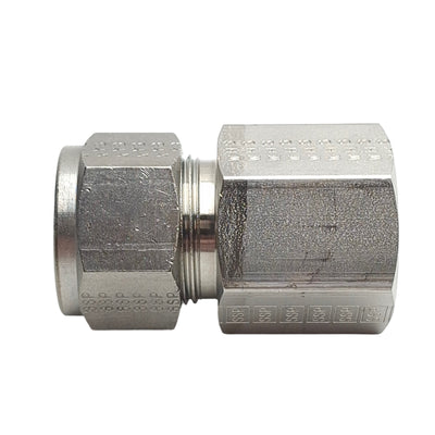 New – Open box SSP ISSD10FC8 Duolok Female Connector, 1/2in NPT Female to 5/8in OD Tube