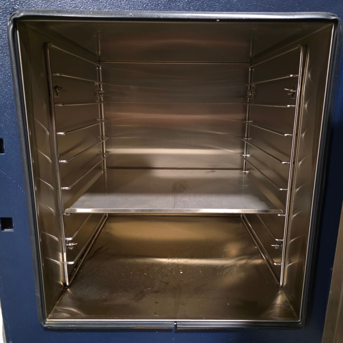 Used Salvis Lab TC-40T Thermocenter Forced Convection Drying Oven 1.4CuFt, Amb-200°C