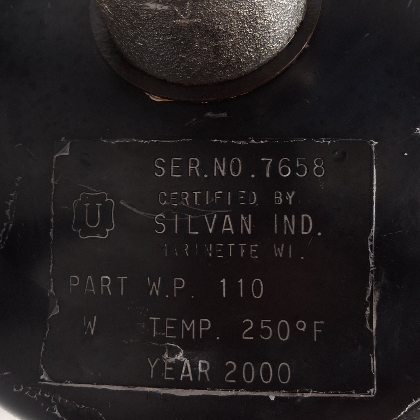Used Silvan Pressure Tank w/ Binks Mixer Gearbox, 5 Gal, ø9" x 19" Inner, ø2" Outlet