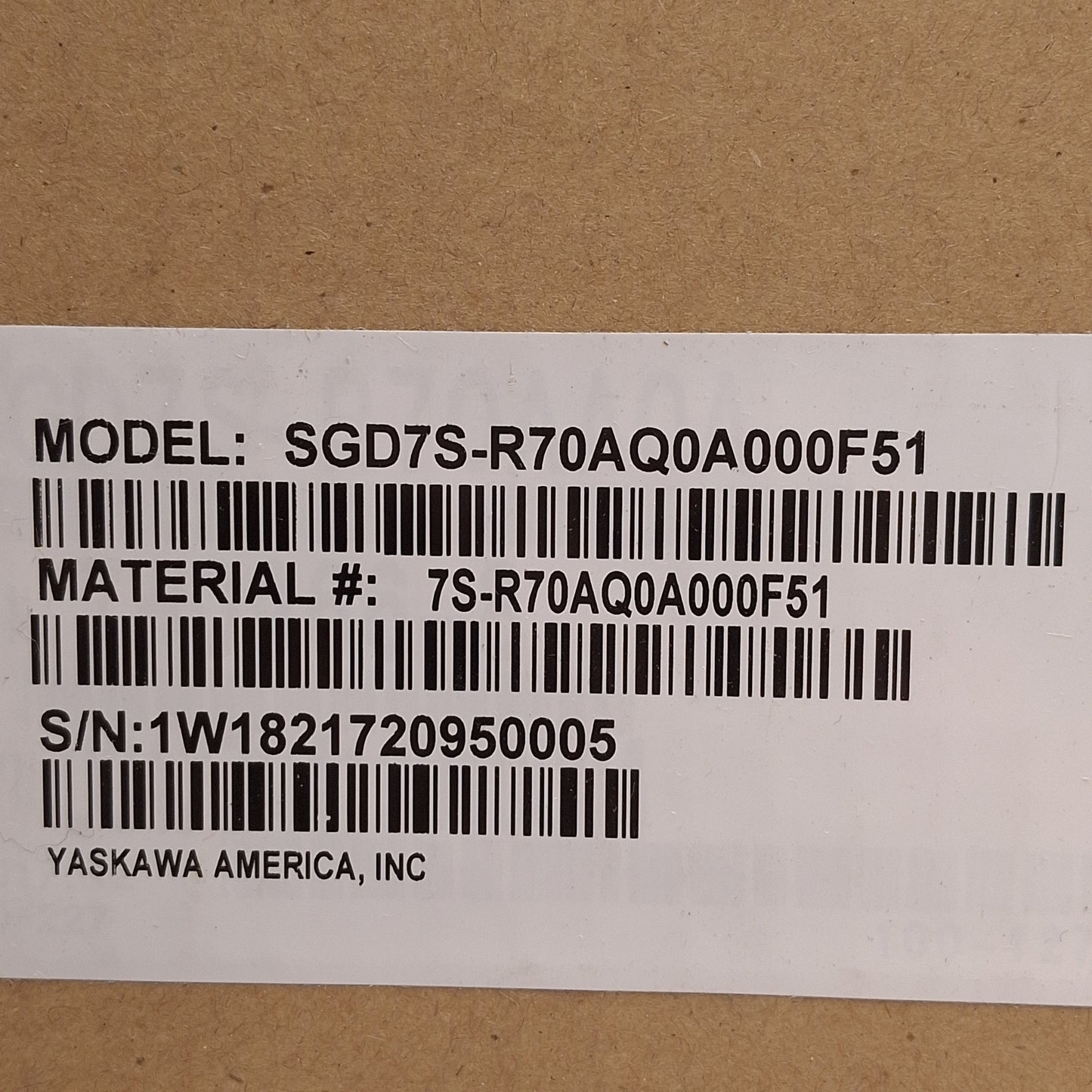 New Yaskawa SGD7S-R70AQ0A000F51 SigmaLogic7 Compact Servopack, 50W, 3Ø 240VAC, 500Hz