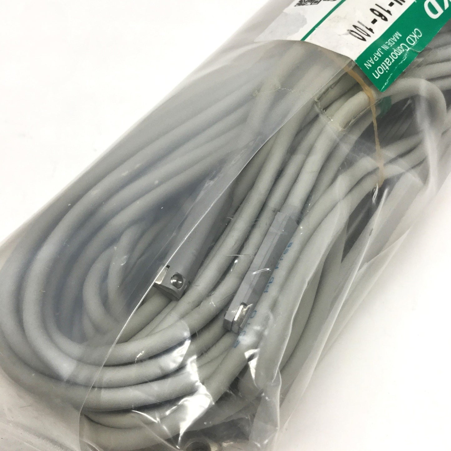 New CKD STR2-M-16-100-K0H5-D Twin Rod Cylinder, 16mm Bore, 100mm Stroke w/Switches