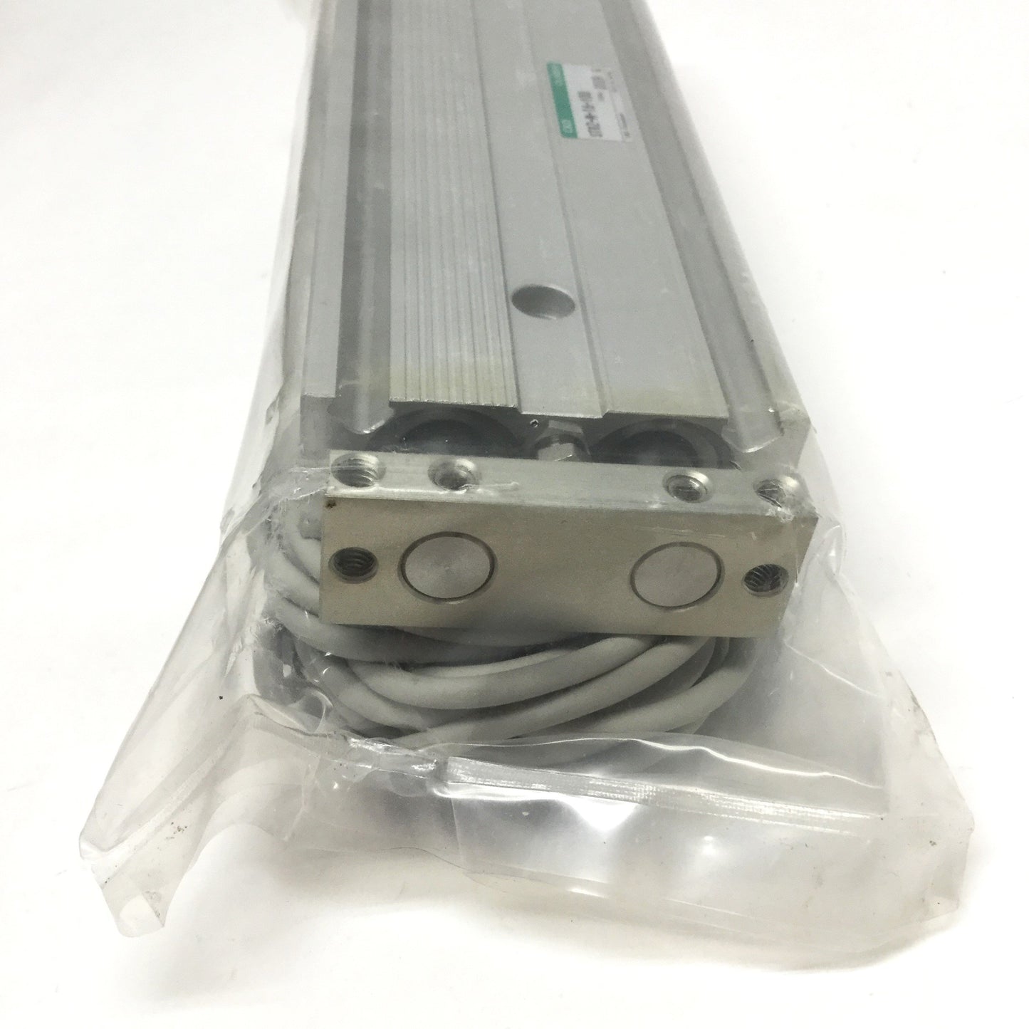 New CKD STR2-M-16-100-K0H5-D Twin Rod Cylinder, 16mm Bore, 100mm Stroke w/Switches