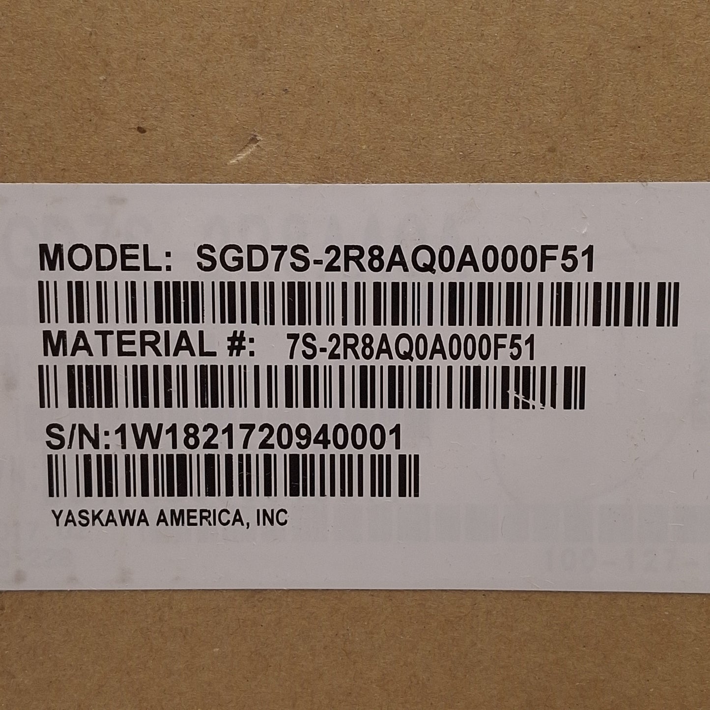 New Yaskawa SGD7S-2R8AQ0A000F51 SigmaLogic7 Compact Servopack 400W, 3Ø 240VAC, 500Hz