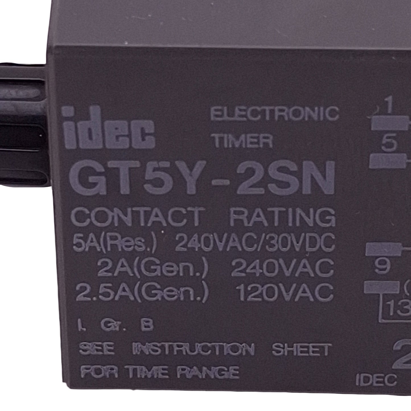 Used Idec GT5Y-2SN6D24 Miniature ON-Delay Timer, DPDT 5A, 6s/60s/6m/60m, 24VDC