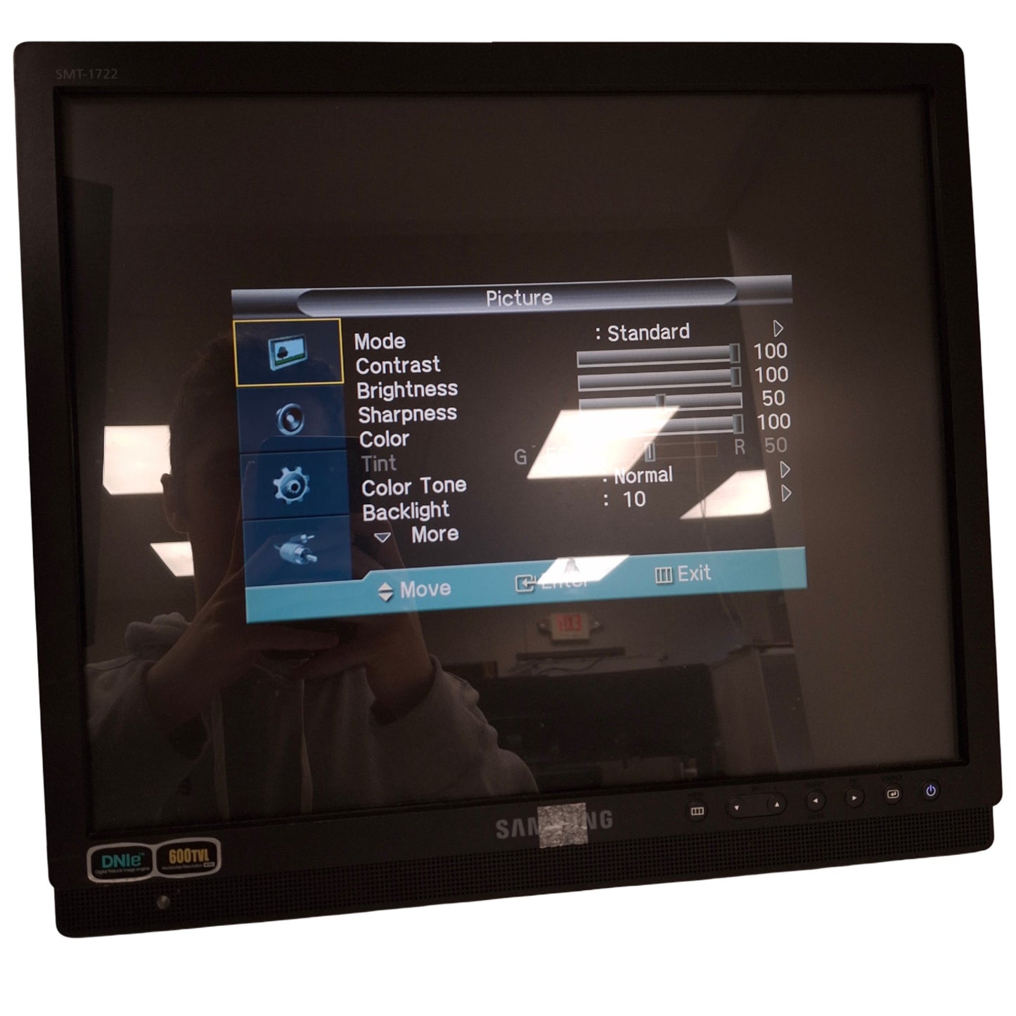 Used Samsung SMT-1722N 17" TFT-LCD Monitor 1280x1024 Res, 100-240VAC, 0.7A, 300cd/m2