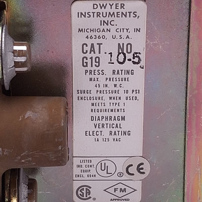 New – Open box Dwyer 1910-5 Pressure Switch, SPDT NO/NC, 1.40-5.5" w.c Range, 15A 120-480VAC