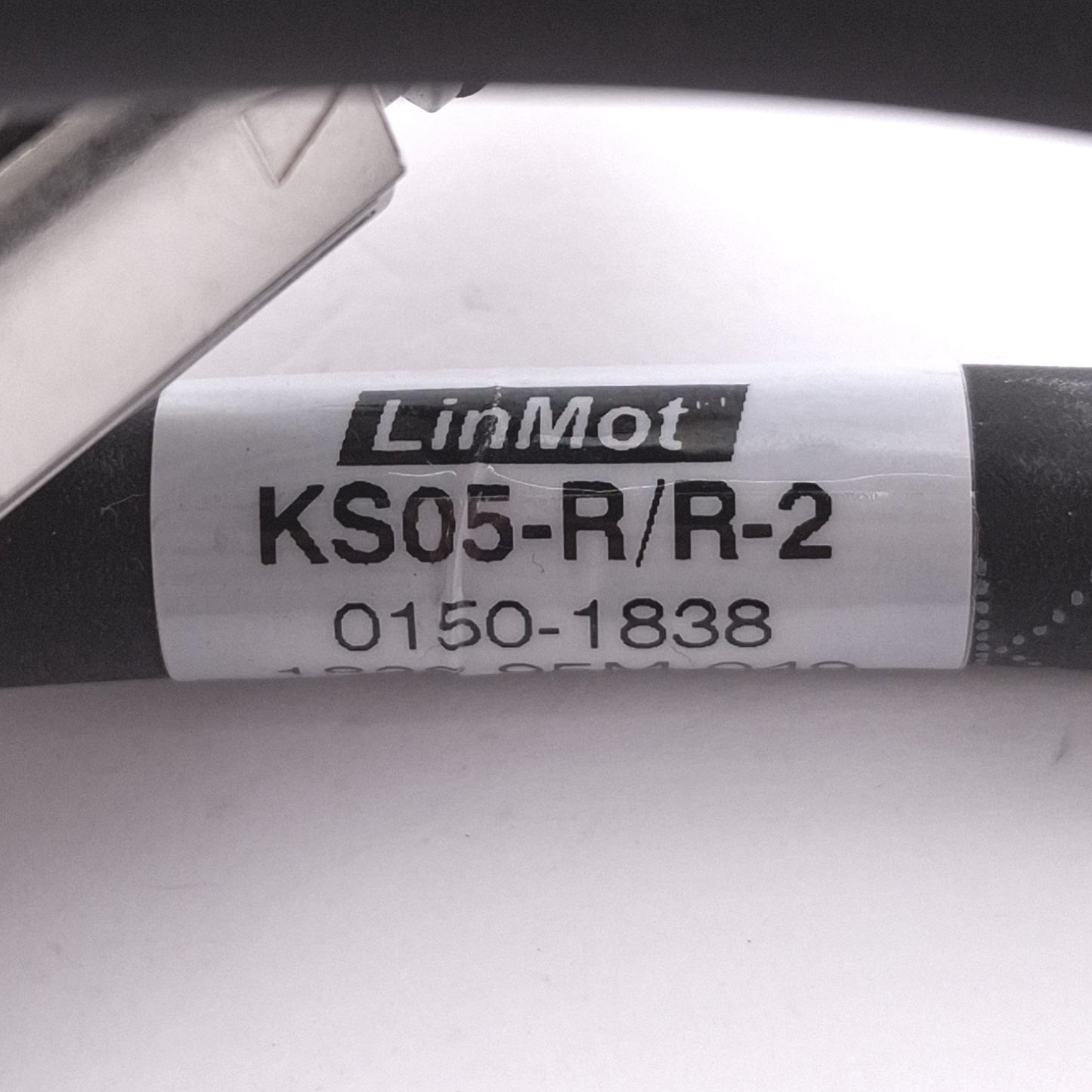 New LinMot KS05-R/R-2 Trailing Chain Cable for LinMot Linear Motors, R-Connector, 2m