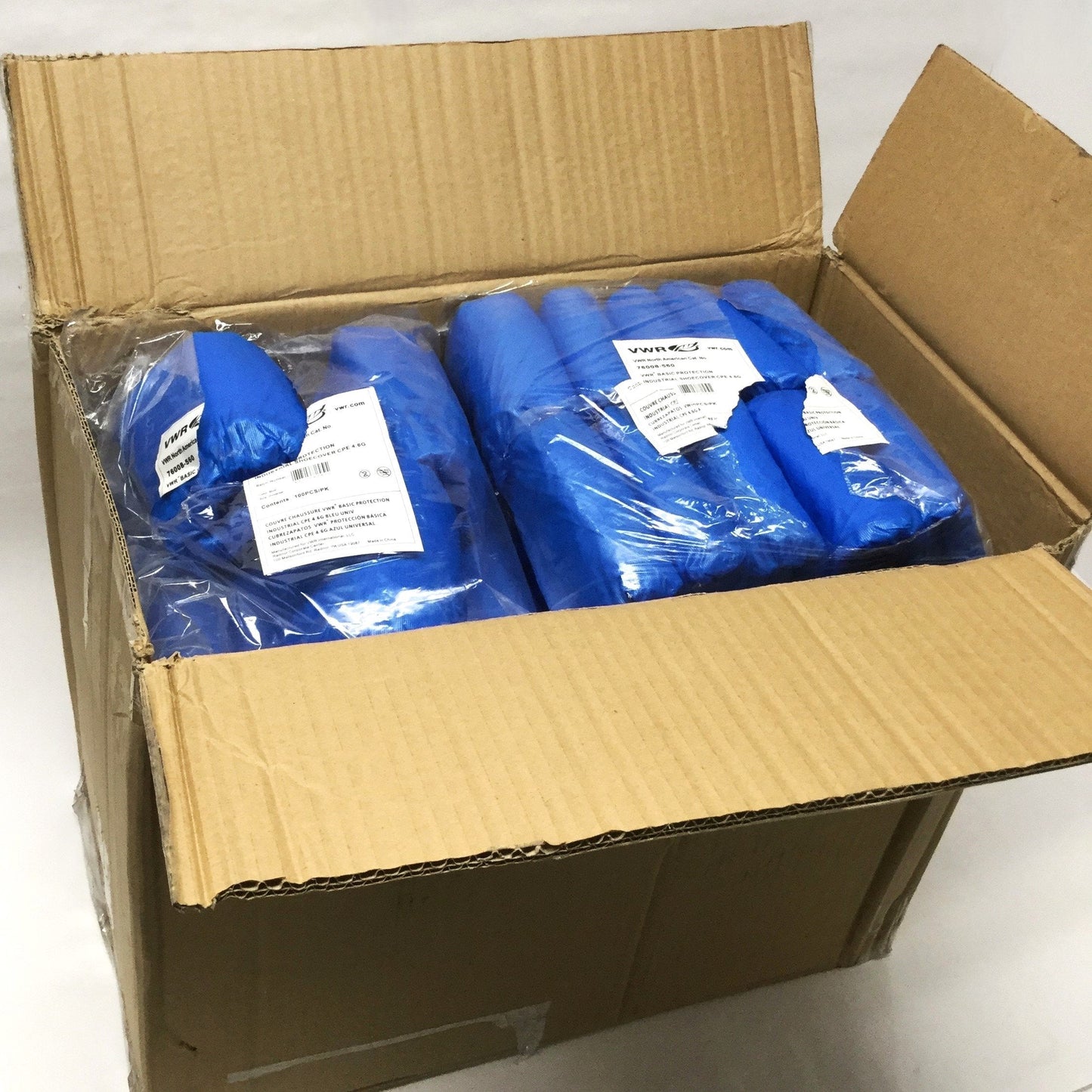 New – Open box Case of 900+ VWR 76088-560 Basic Industrial Protection Shoe Covers, CPE, Blue