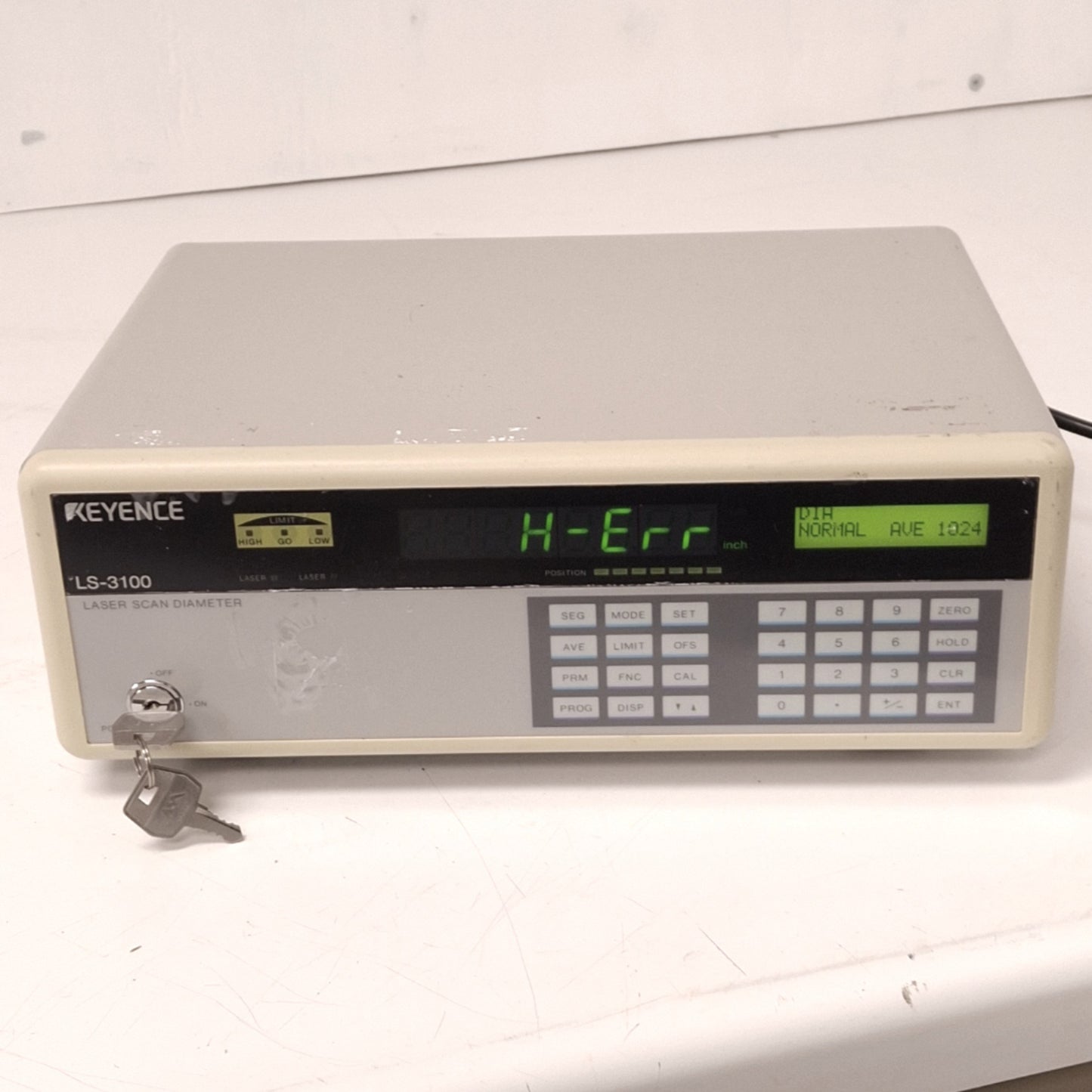 Used Keyence LS-3101 Laser Scan Diameter Controller, RS-232C, +-6VDC Out, 85-264VAC