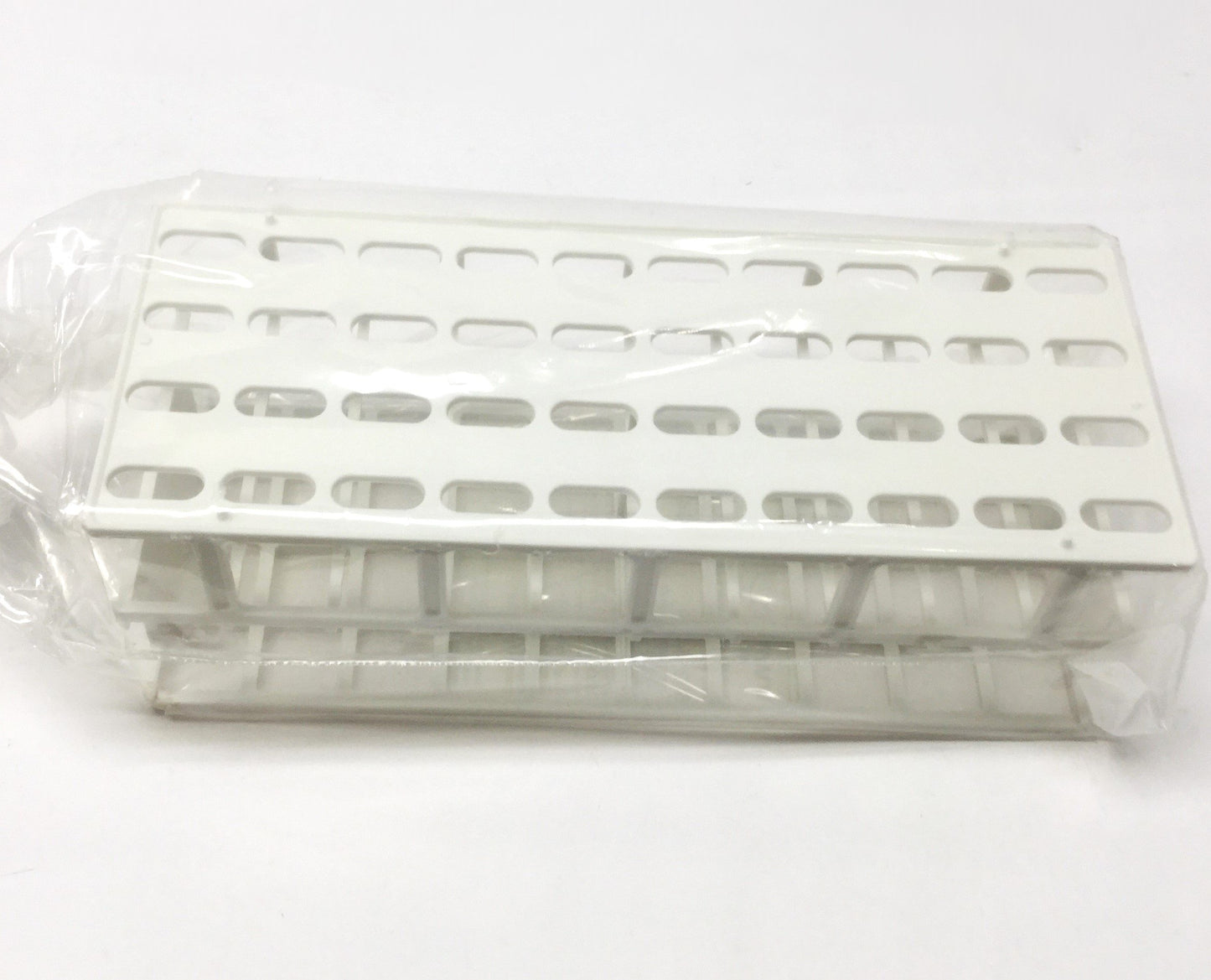 New VWR 89215-786 ⌀20mm Test Tube Rack, 40-Place, White, 254mm L x 104mm W x 87mm H