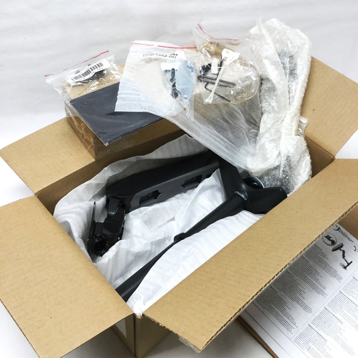 New Ergotron 45-179-195 LX LCD Monitor Arm, Desk Mount, 24" Reach, VESA 75/100mm