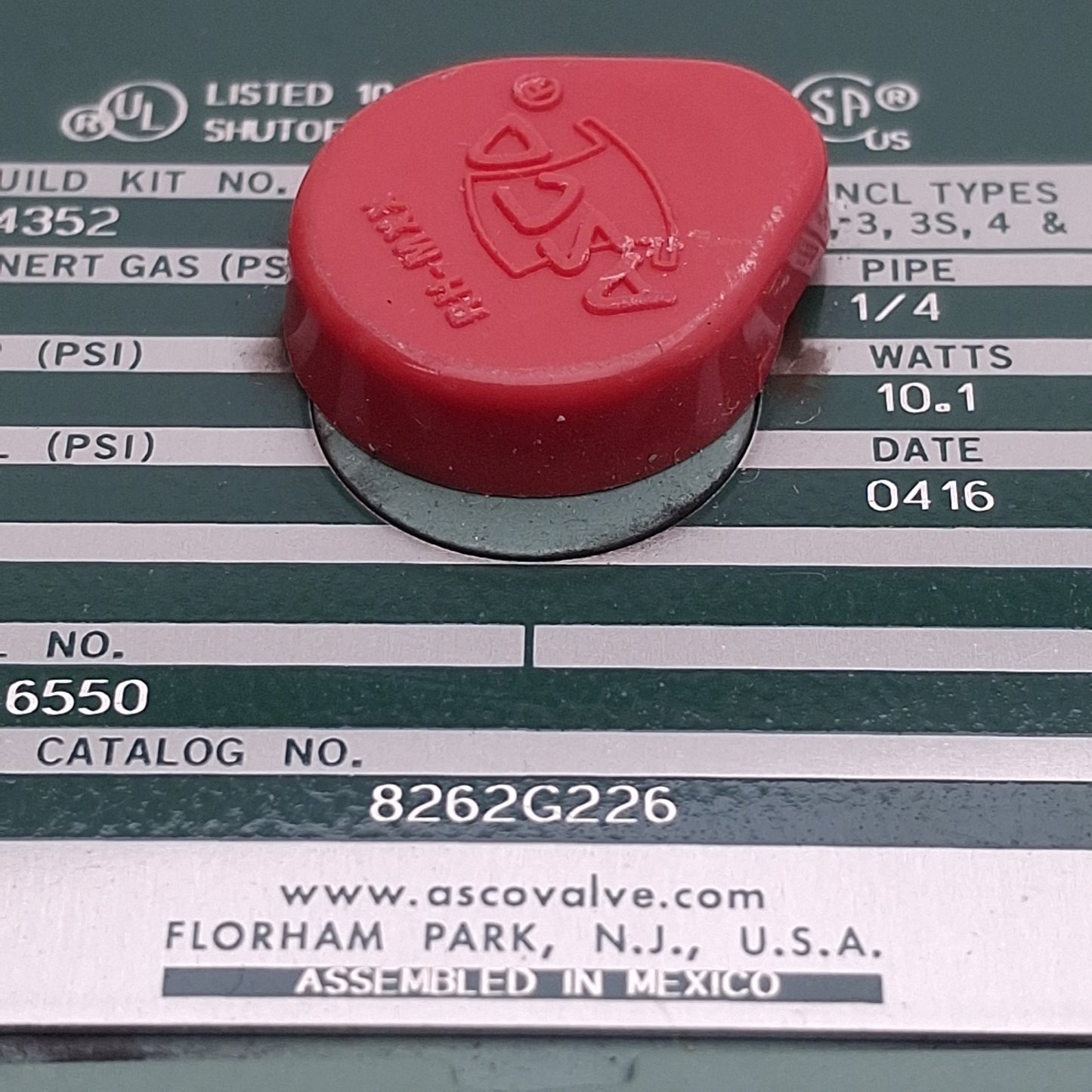 Used Asco 8262G226 Red-Hat Solenoid Valve, 1/4in NPT, 90/100psi Max, 110/120VAC Coil