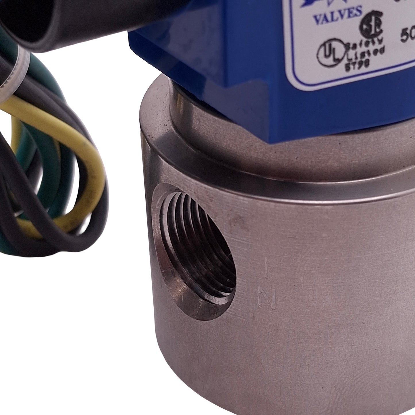 New GC Valves S401GF16E1CF5 Solenoid Valve, 2-Way N.C, 3/8in NPT, 50psi, 24VDC Coil