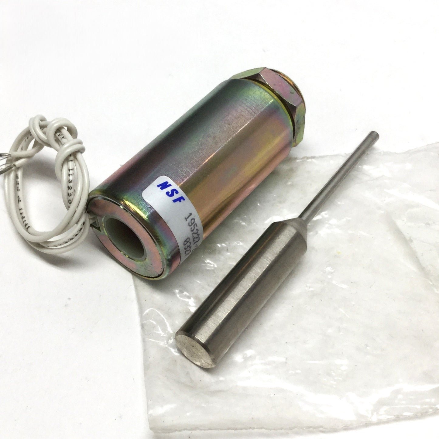 New NSF 195227-228 Tubular Push Solenoid, ⌀26mm x 52mm, 100% Duty @13.8VDC, 28.9N