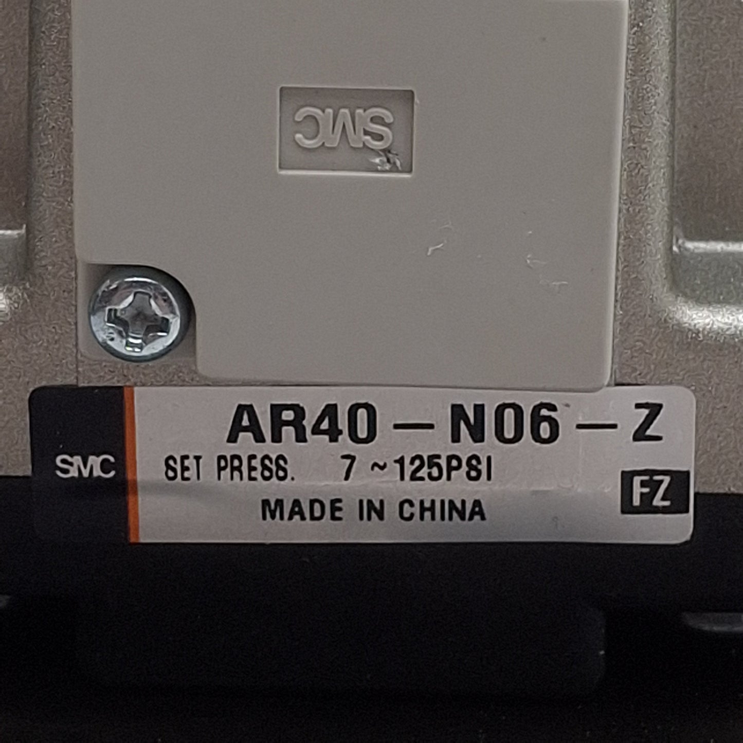 Used SMC AR40-N06-Z Pneumatic Regulator, 3/4in NPT, 1.0MPa Max, 0.05-0.85MPa Set