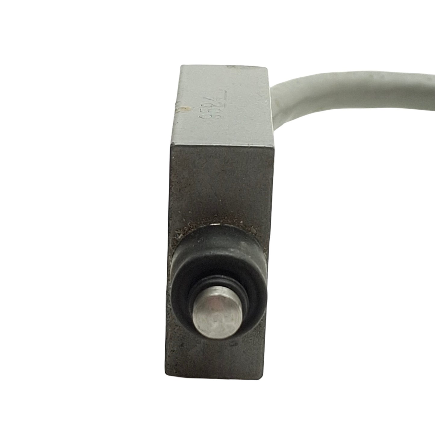 Used Honeywell 914CE18-3 MicroSwitch Limit Switch, SPDT, Pin Plunger, 5A 250VAC