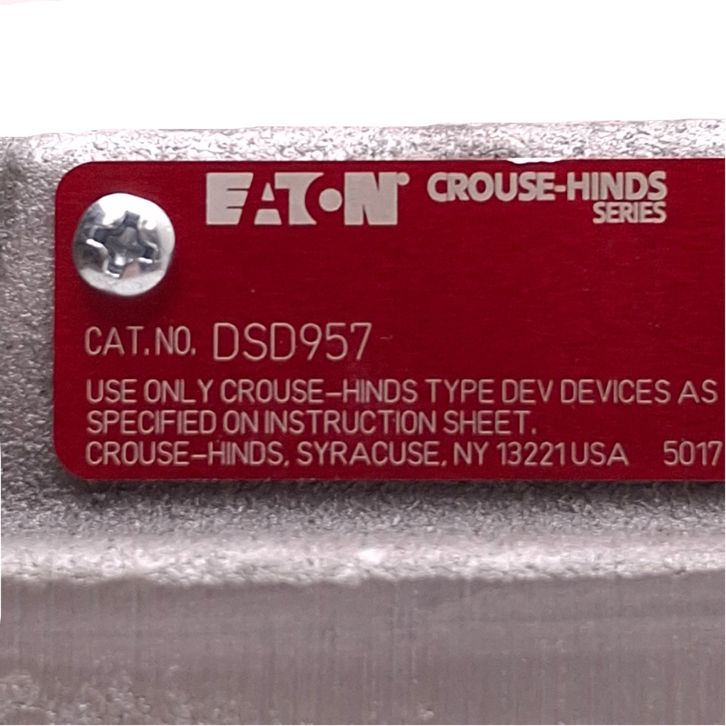 Used Cooper Crouse-Hinds DSD957 Explosion Proof Enclosure 3/4" Hub, 5.91in x 3.5in