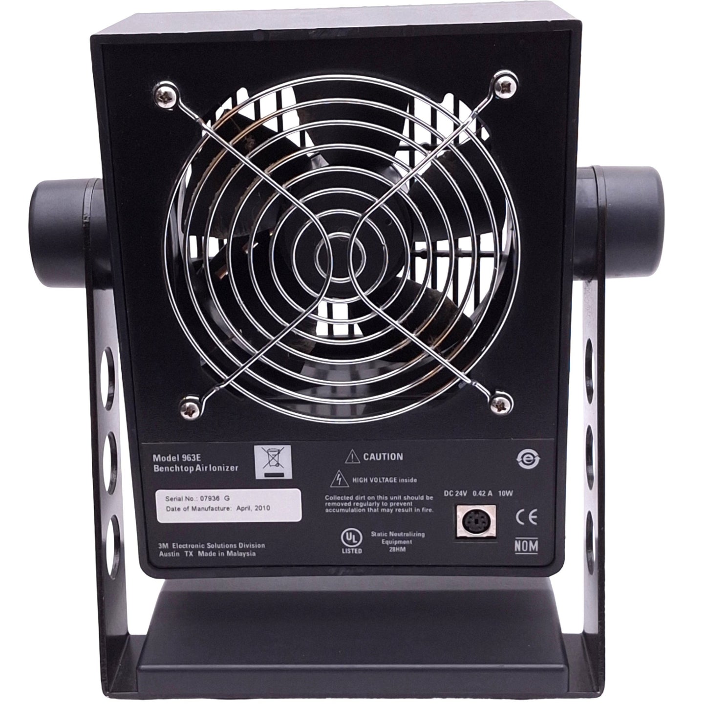 Used 3M 963E Benchtop Air Ionizer, 2-Speed, 112cfm, +-1000V~+-100V, 24VDC 10W