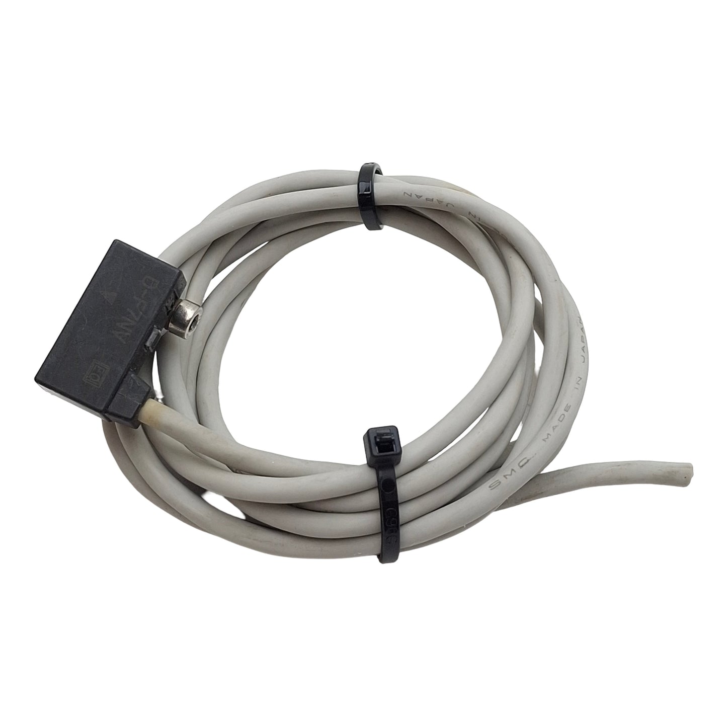 Used SMC D-F7NV Solid-State Auto Switch, NPN, 4.5-28VDC 10mA, 3-Wire Leads, 1m