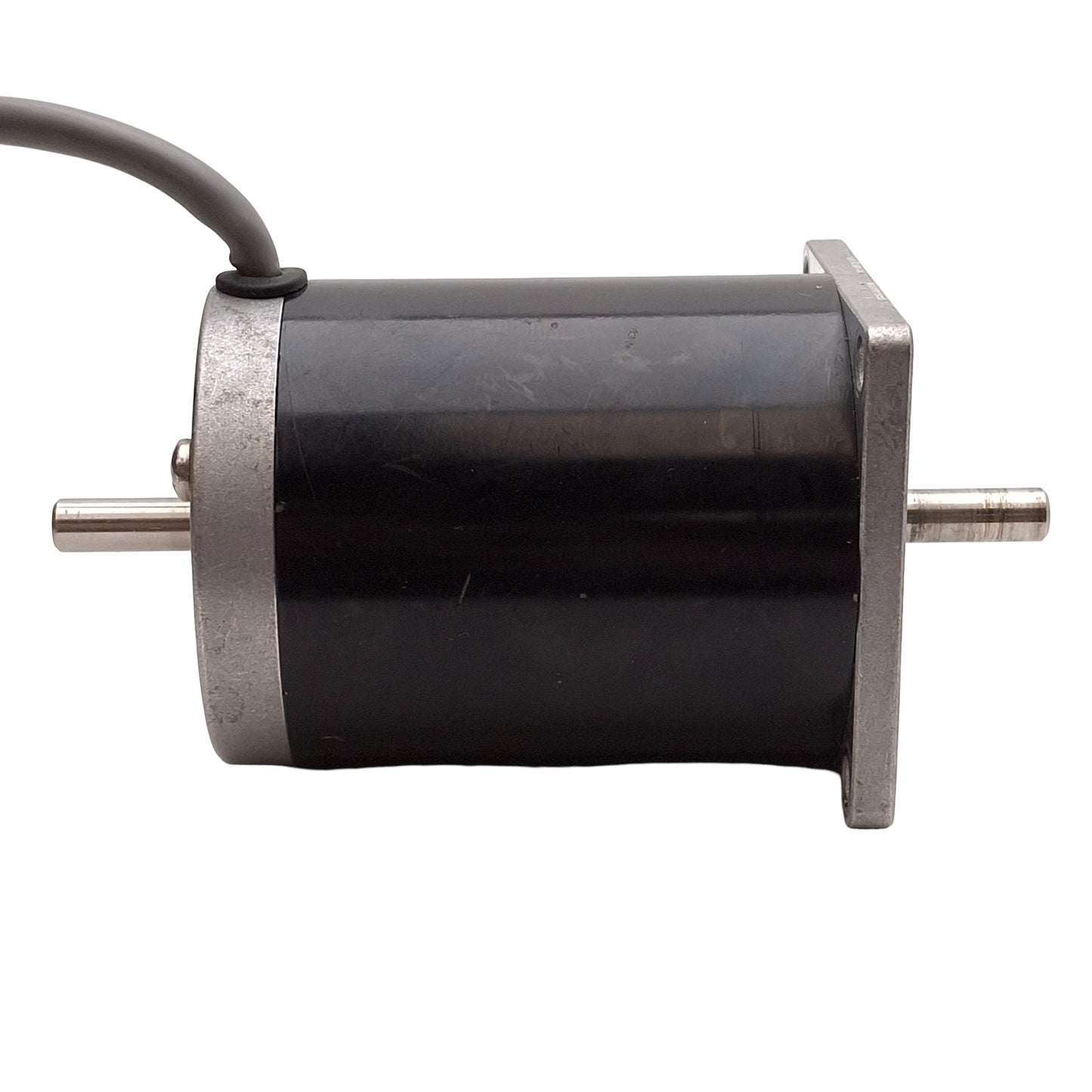 Used AMP 5023-067 Hybrid 2-Phase Stepper Motor, 1.8°, 100oz-in, ø1/4in Shaft, NEMA 23