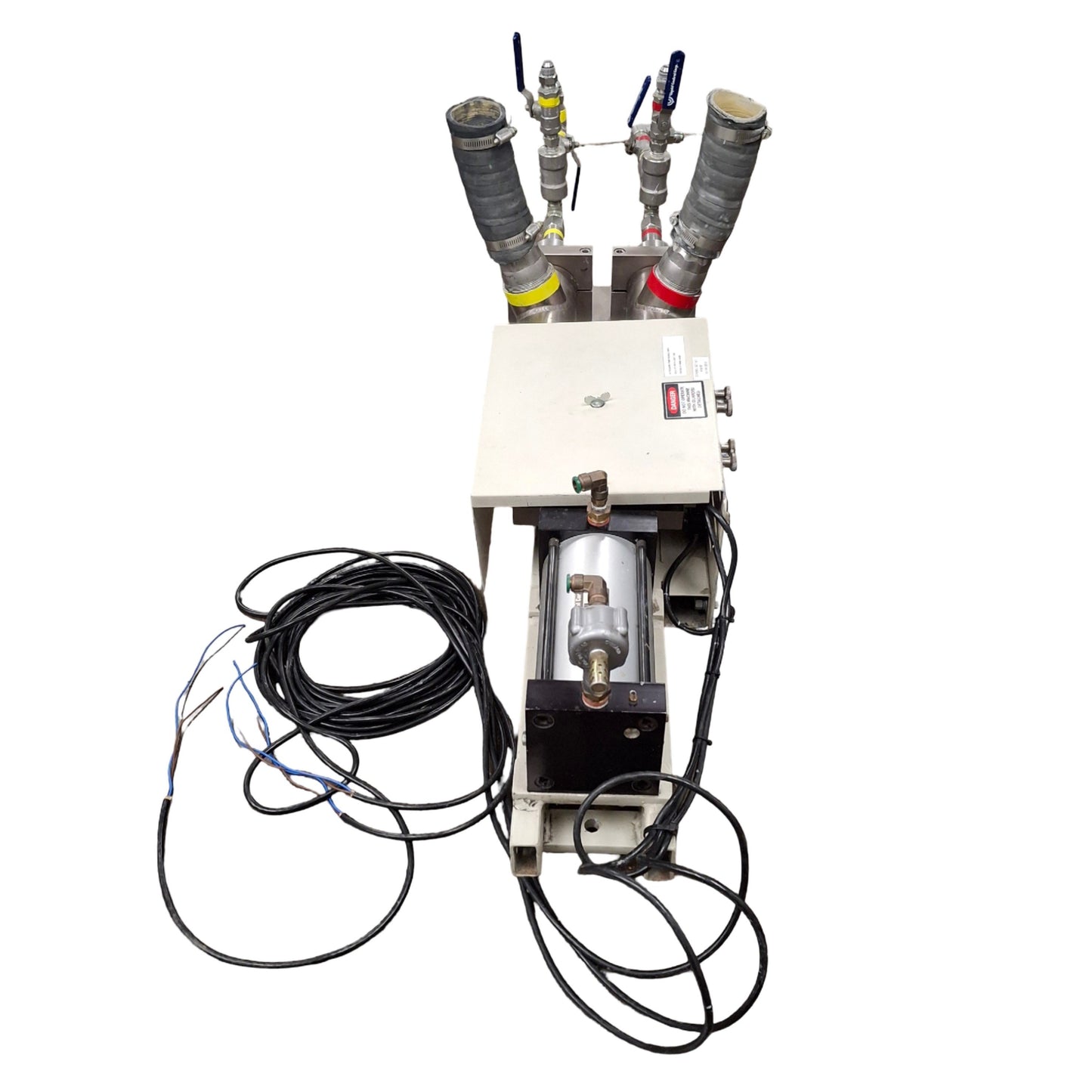 Used Liquid Controls Corp Two Component Dispensing Valve 2in OD Tube Inlet, 1:1 Ratio