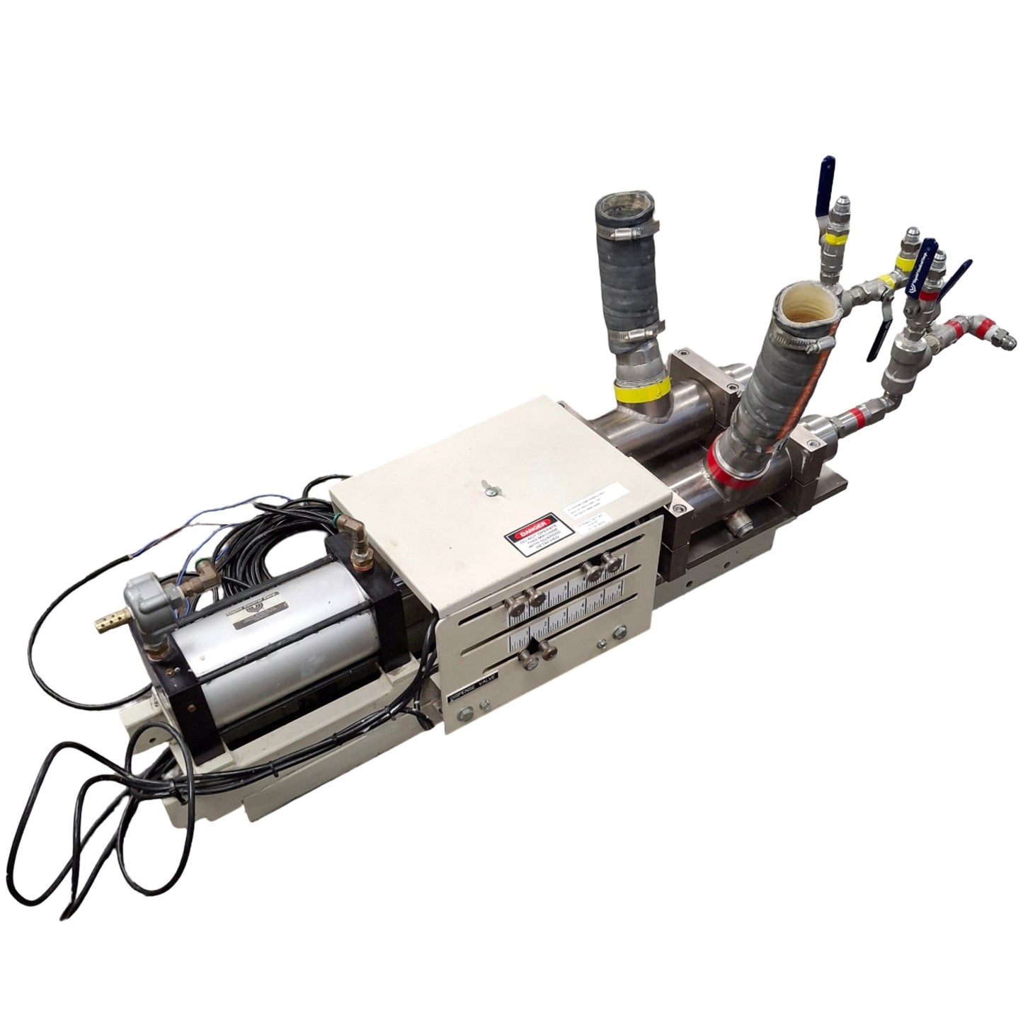 Used Liquid Controls Corp Two Component Dispensing Valve 2in OD Tube Inlet, 1:1 Ratio