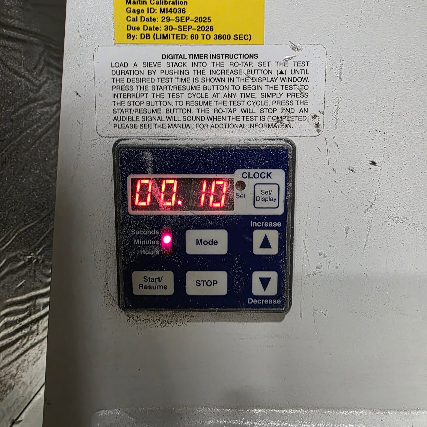 Used W.S. Tyler RX-30 RO-TAP Mechanical Sieve Shaker W/ R-30050 Sound Enclosure 120V