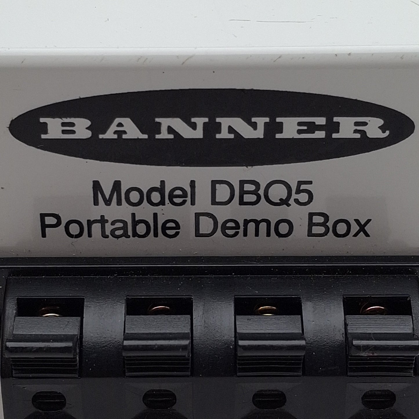 Used Banner DBQ5 39535 Mechanical Switch Portable Demo Box, 2-Outputs, 4-Pin M12