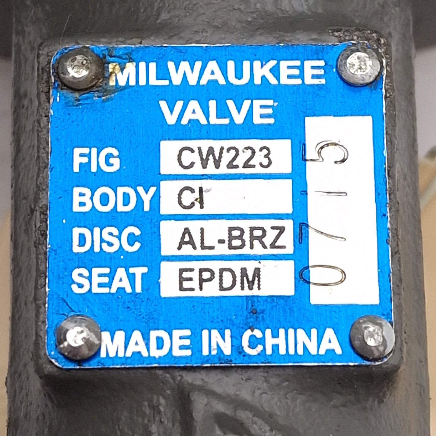 New Milwaukee CW223E C2 2in Butterfly Valve w/ Handle, Wafer, Cast Iron Body, 200psi