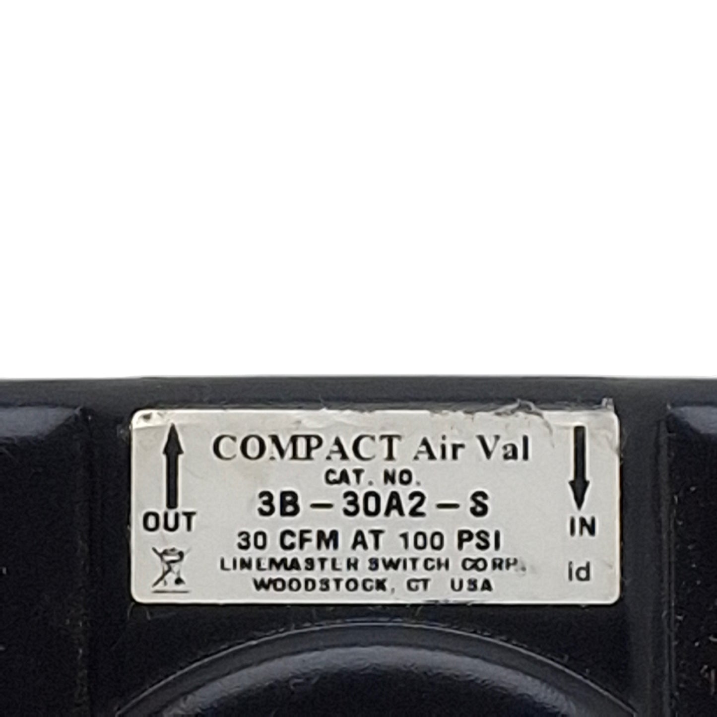 Used Linemaster 3B-30A2-S Compact Air Val Foot Valve, 3-Way 1/8in NPT, 30CFM, 150psi