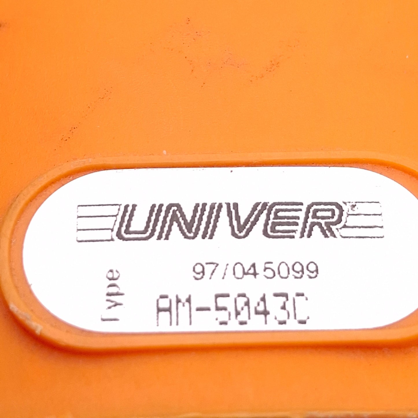 Used Univer AM-5043C Spring Return Pneumatic Foot Valve 3 Way 2 Position , G1/8