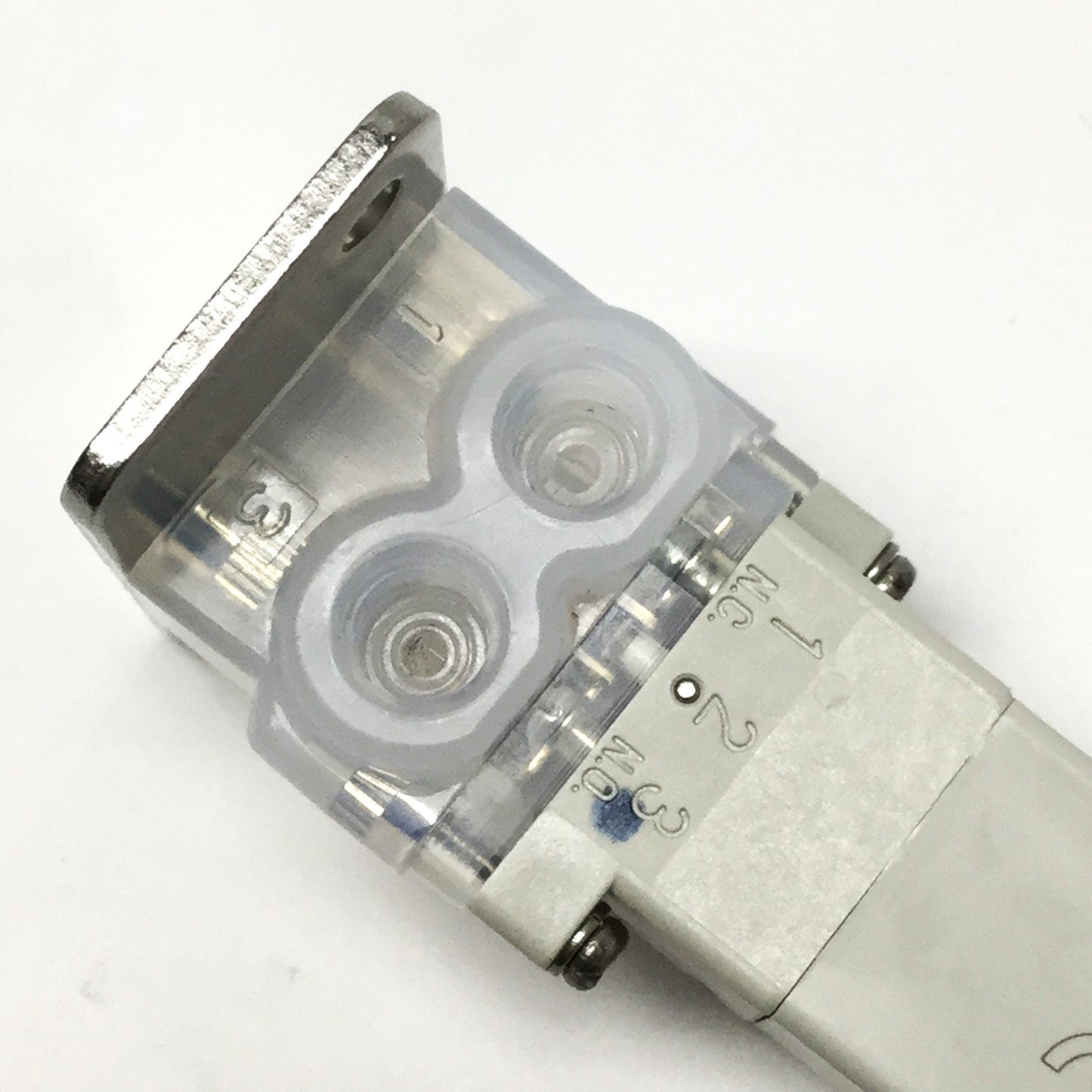 Used SMC LVM105R-5G2U-1-6-Q Solenoid Chemical Valve, PFA, 3-Port Universal, 24VDC