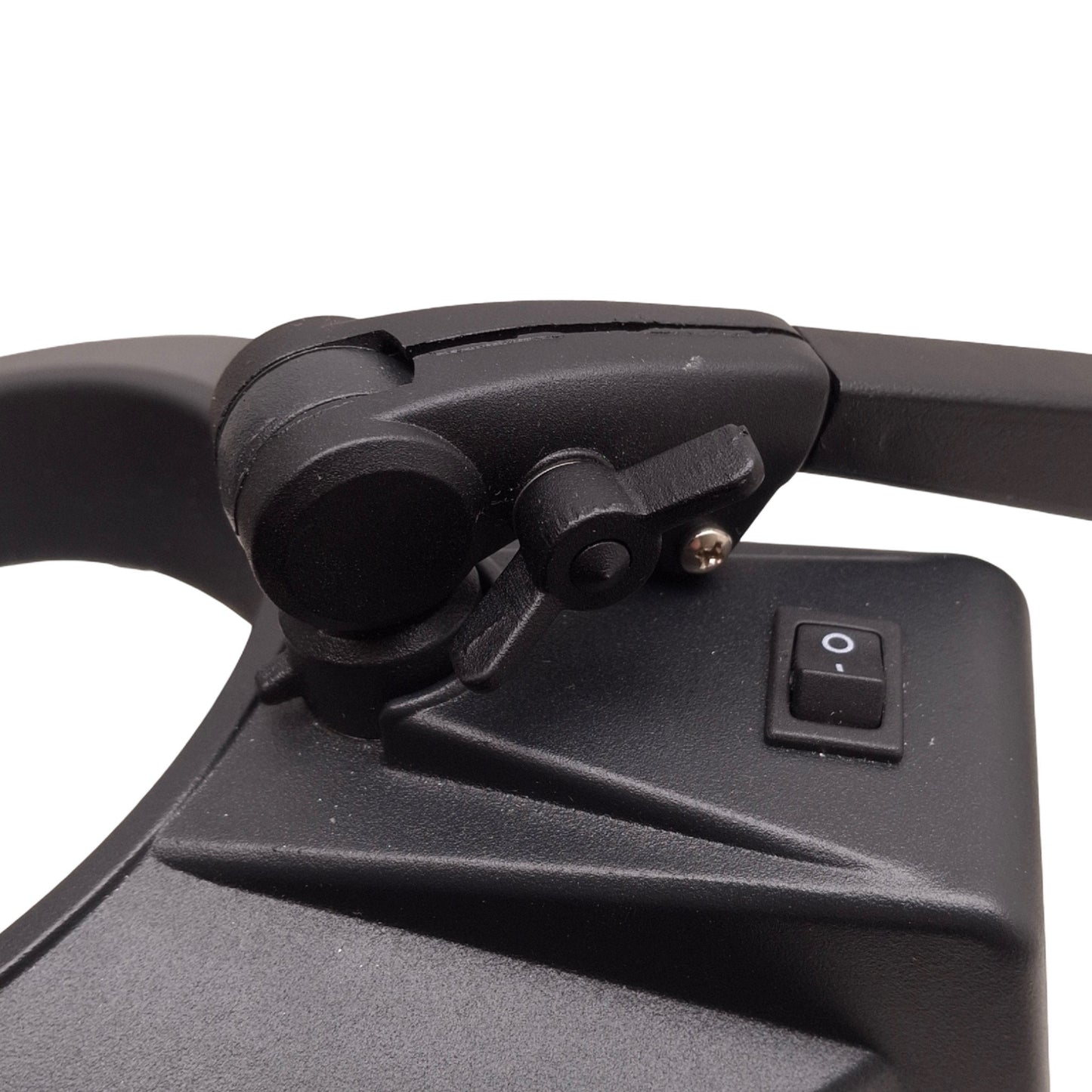 For parts or not working Dazor MC100-5 Illuminated Magnifier, 5D (2.25x), 120VAC, *Broken Clamp*