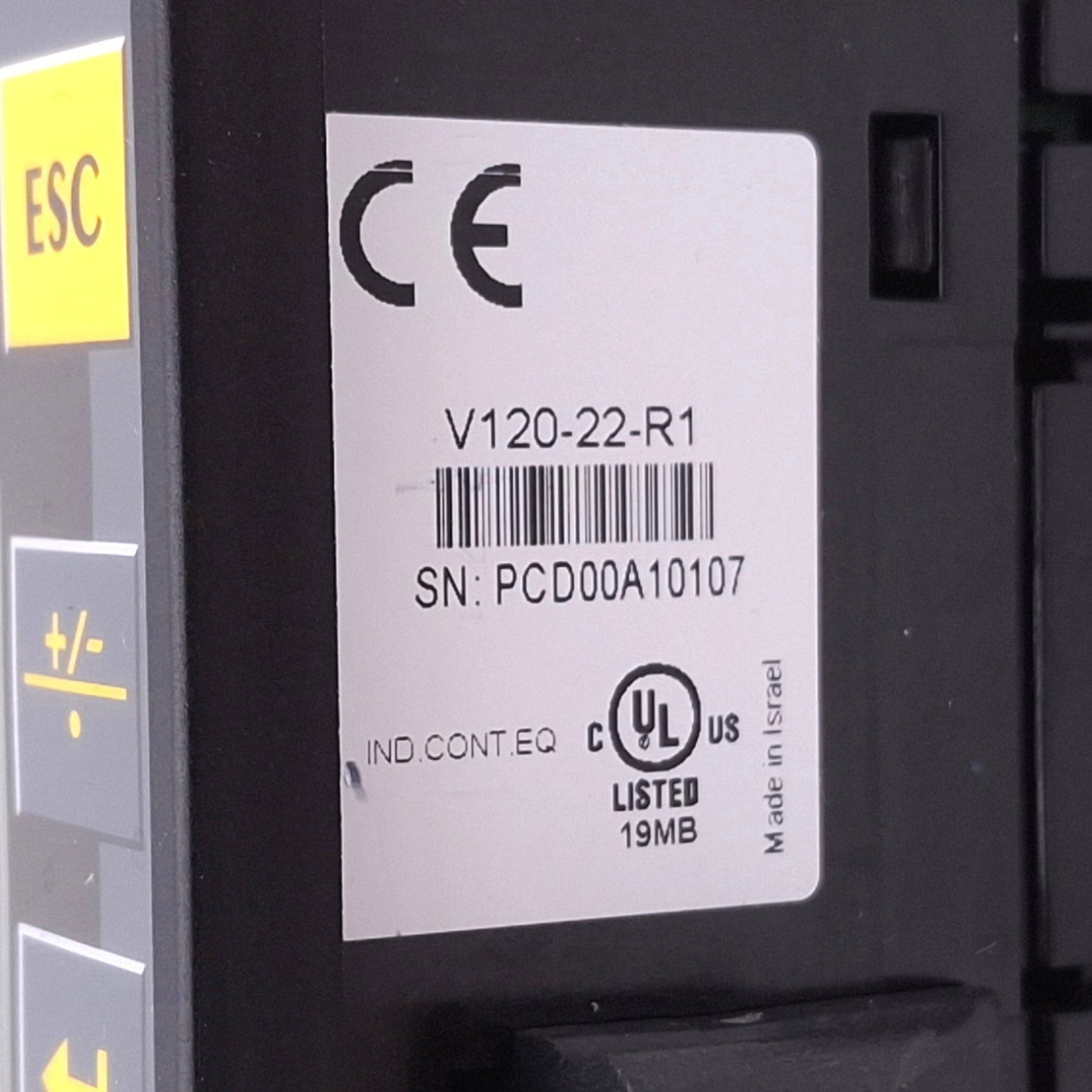 Used Unitronics V120-22-R1 Vision120 PLC HMI, 10DI PNP/NPN, 6 Relay Out, 12/24VDC