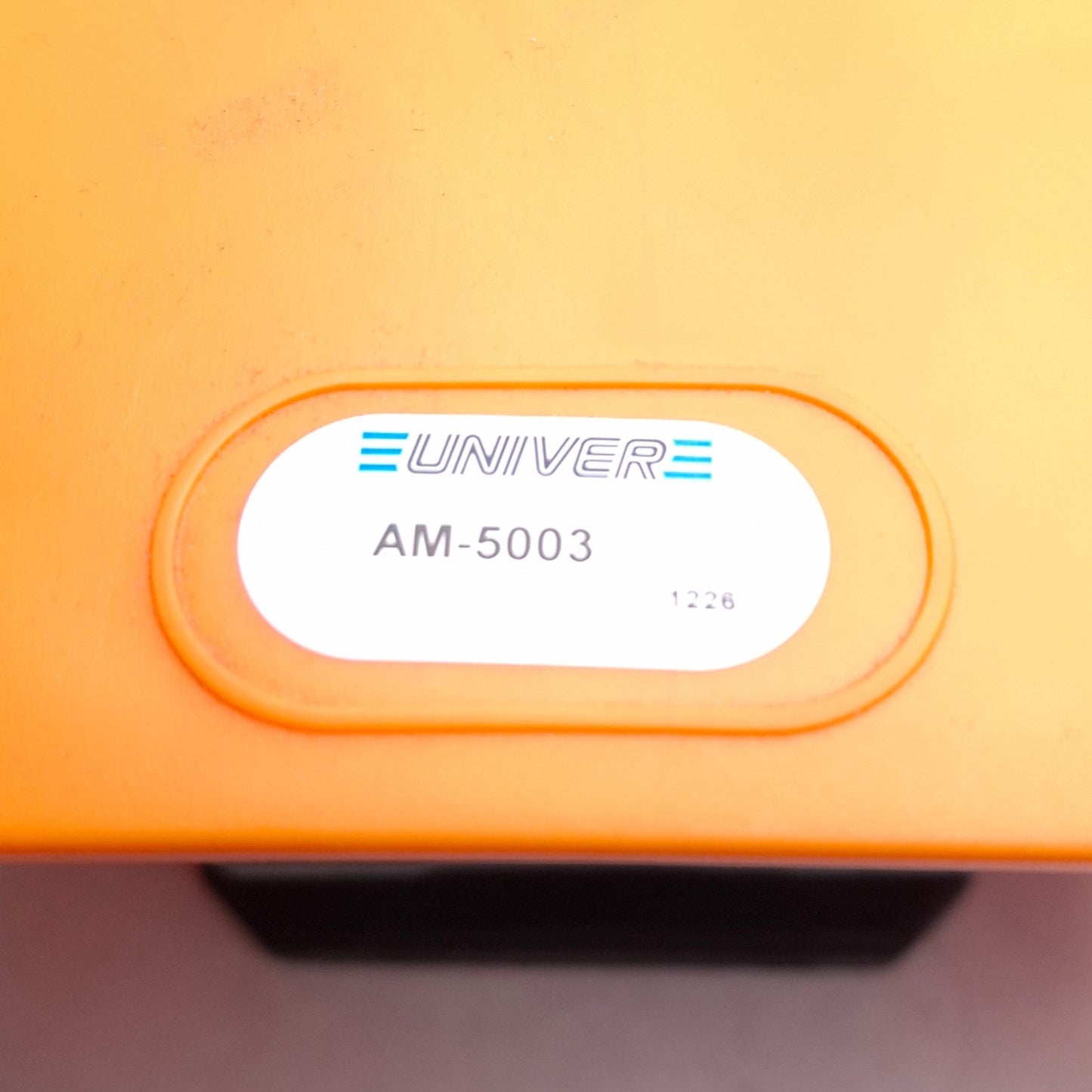 Used Univer AM-5003 Pneumatic Foot Pedal w/ Guard 3/2 NC Valve, G1/4 Ports, 10bar Max