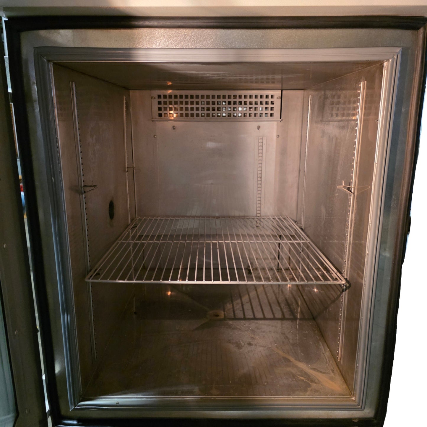 Used Tenney T10RS-1.5 Environmental Test Chamber 10CuFt, -40°C To 200°C, 230VAC 1-Ph
